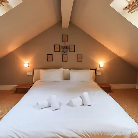 Dove Tail Barn * Underbarrow